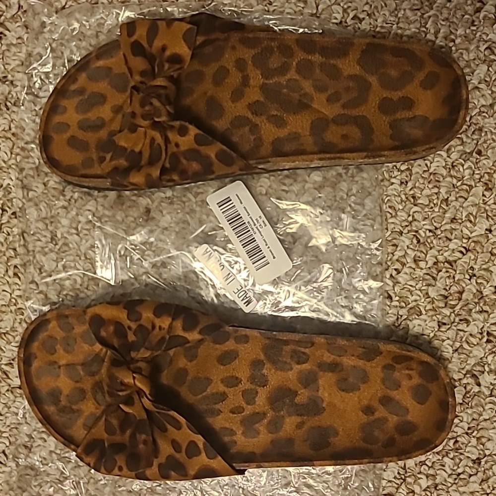 Leopard bow slides Sz 10 new